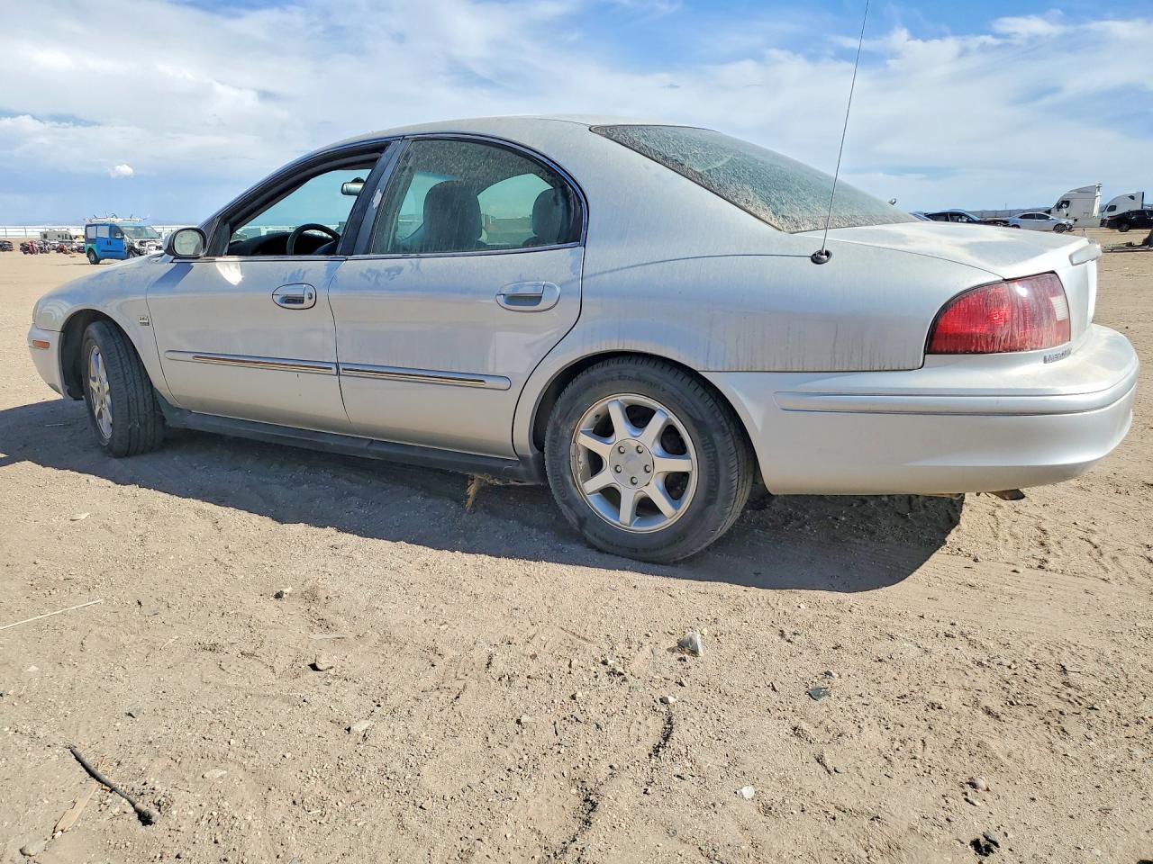 1MEFM55S7YG647096 · 2000 MERCURY SABLE · 2/12