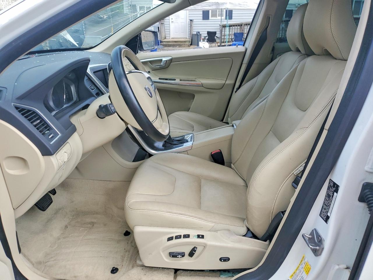 YV449MDK0F2709161 · 2015 VOLVO XC60 · 7/13