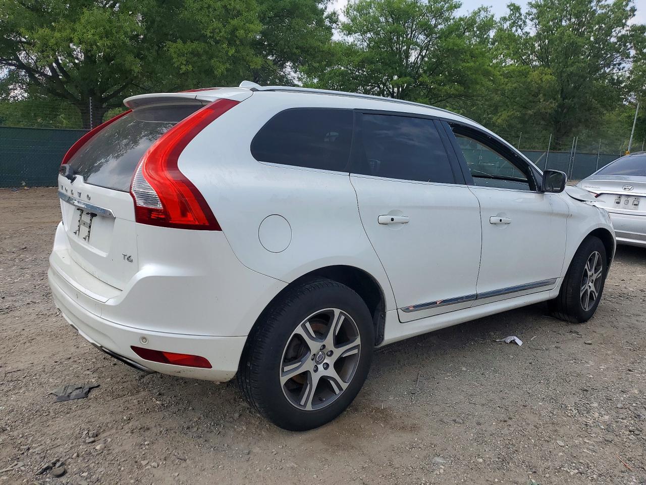 YV449MDK0F2709161 · 2015 VOLVO XC60 · 3/13
