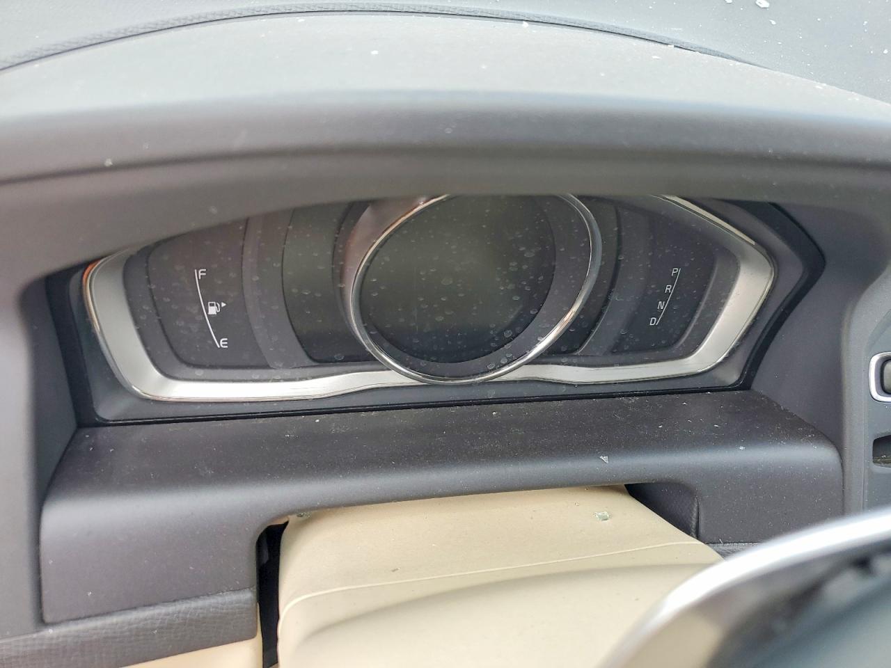YV449MDK0F2709161 · 2015 VOLVO XC60 · 9/13
