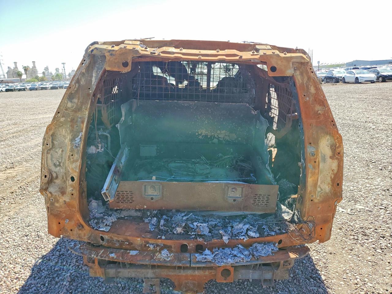 1GNSCLED3MR479018 · 2021 CHEVROLET TAHOE · 6/13