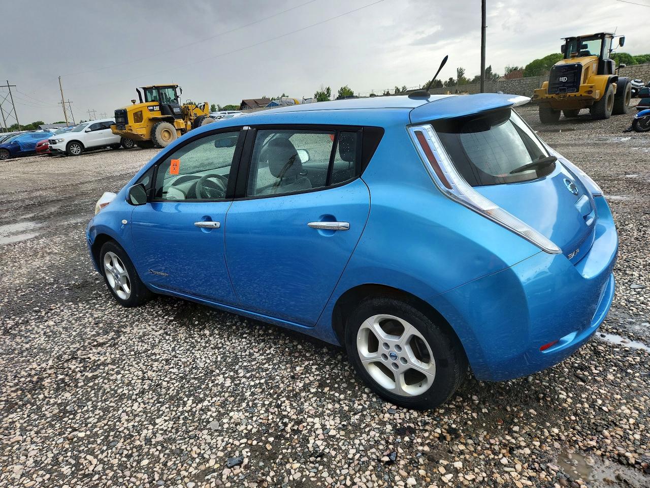 JN1AZ0CP9BT004569 · 2011 NISSAN LEAF · 2/12