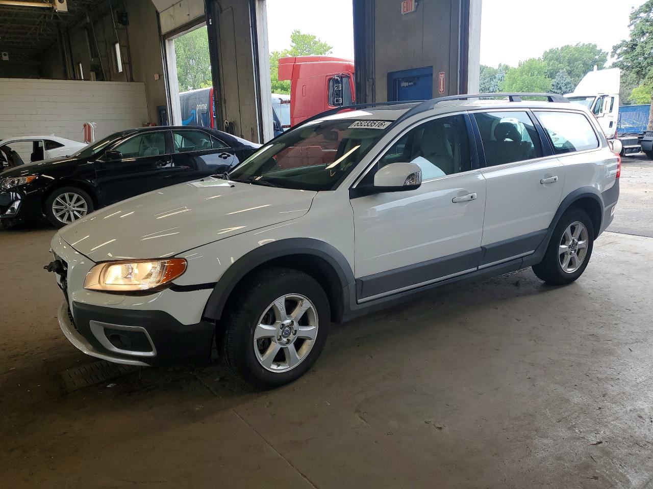 YV4960BZ3A1085586 · 2010 VOLVO XC70