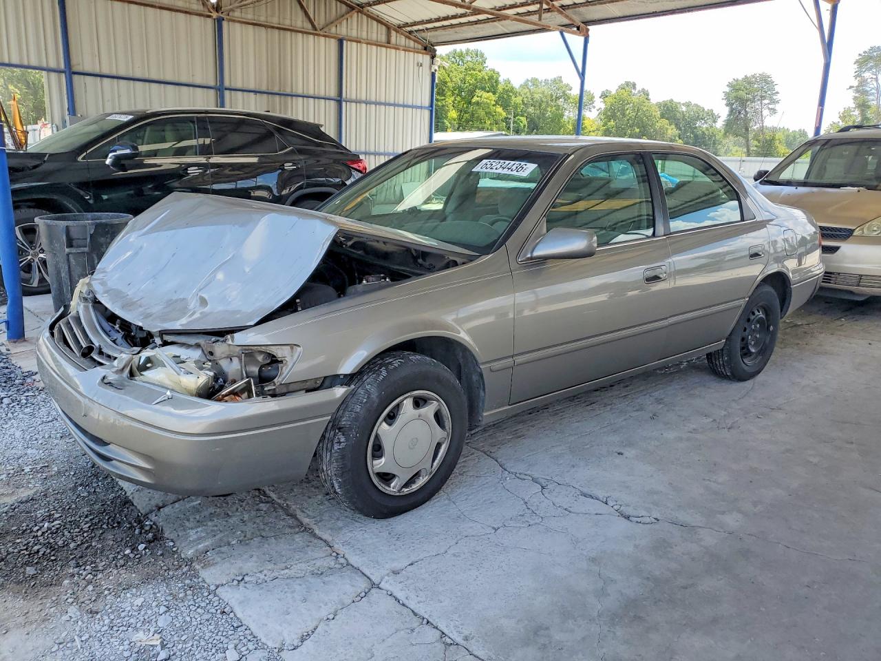 4T1BG22K9WU353638 · 1998 TOYOTA CAMRY