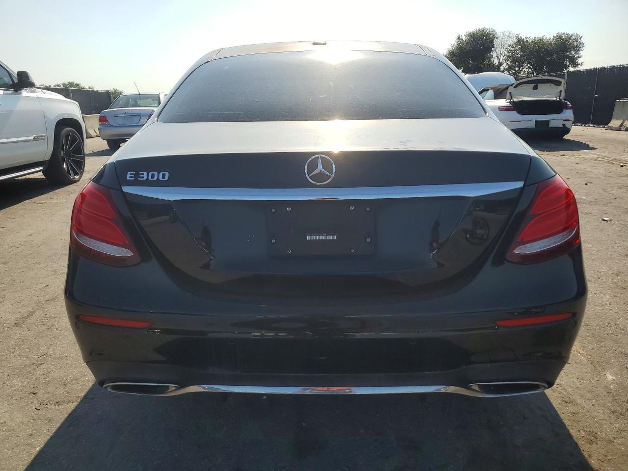 WDDZF4JB4HA055978 · 2017 MERCEDES-BENZ E · 6/12