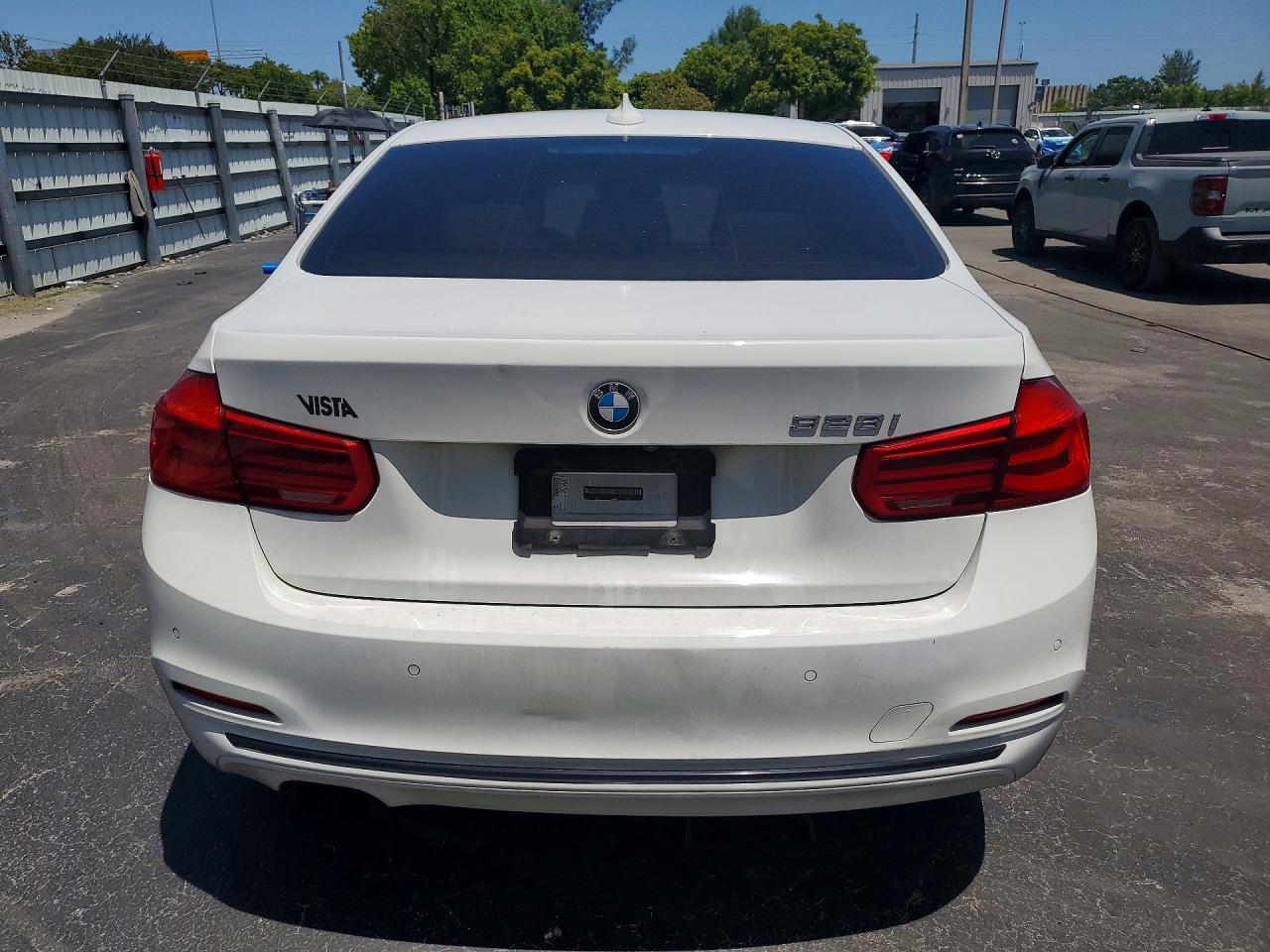 WBA8E9G50GNU29322 · 2016 BMW 328 · 6/12