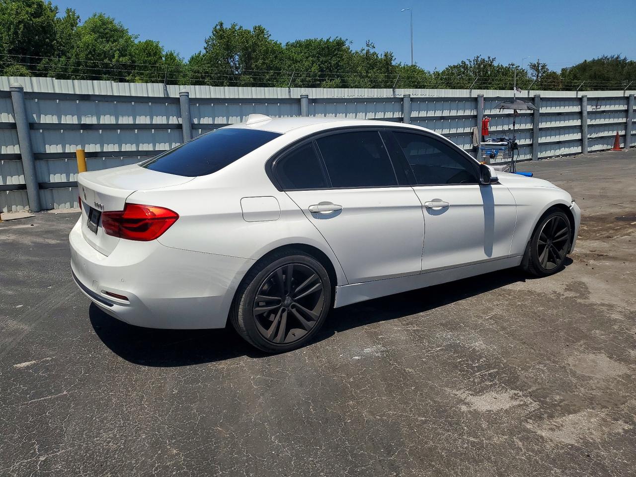WBA8E9G50GNU29322 · 2016 BMW 328 · 3/12