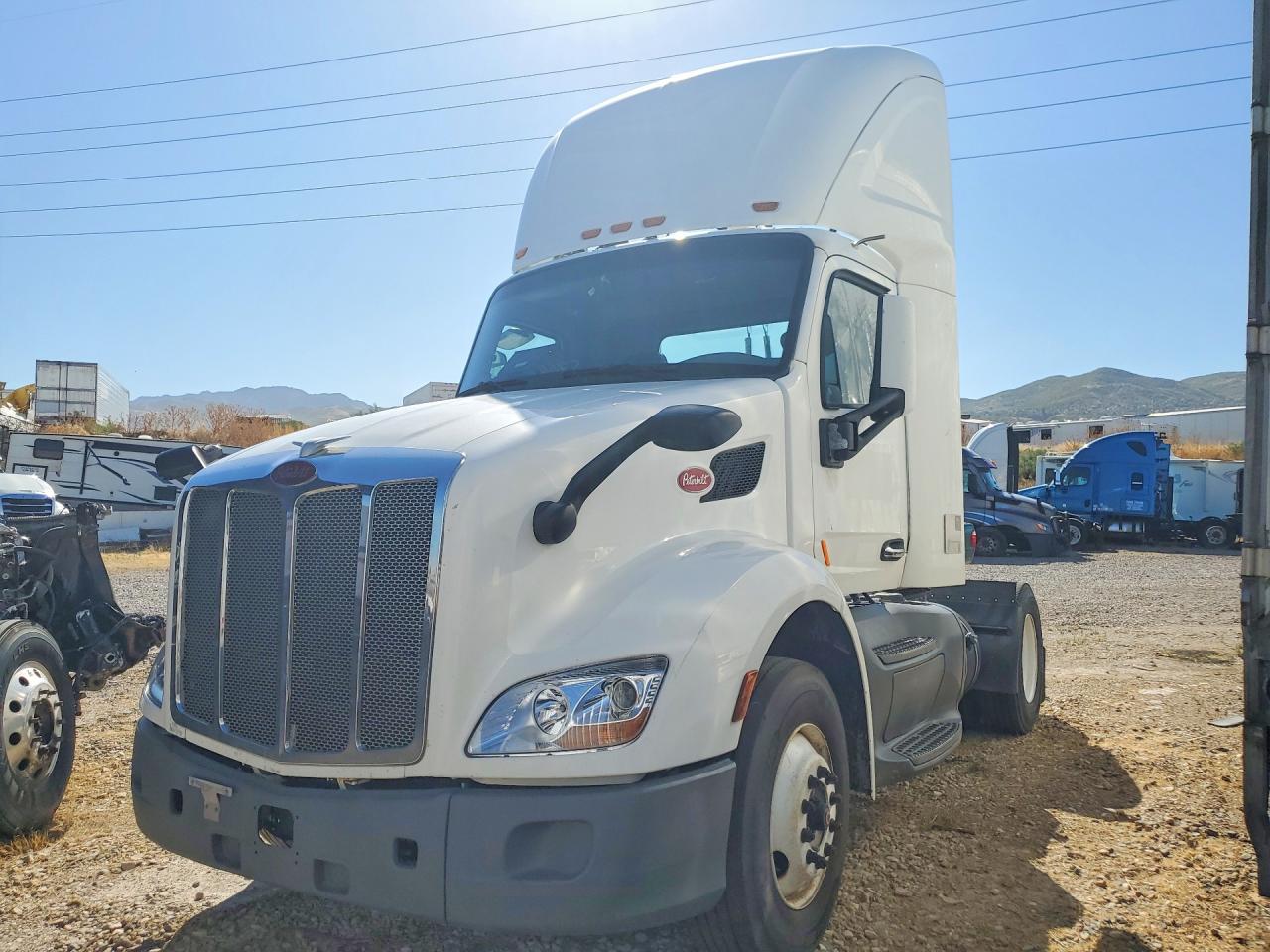 2020 PETERBILT 579