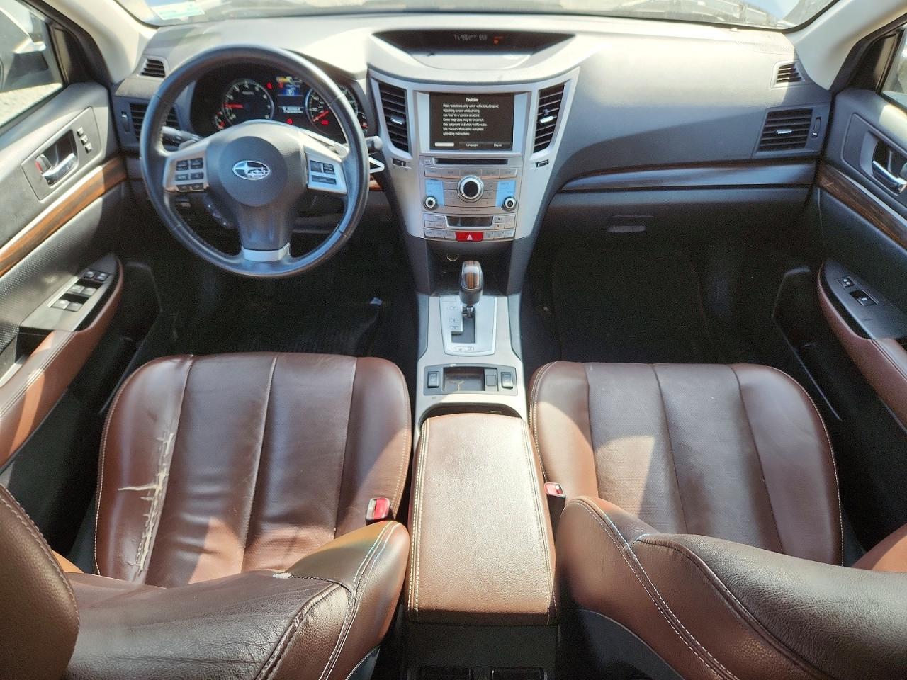 4S4BRBMC5E3271104 · 2014 SUBARU OUTBACK · 8/13