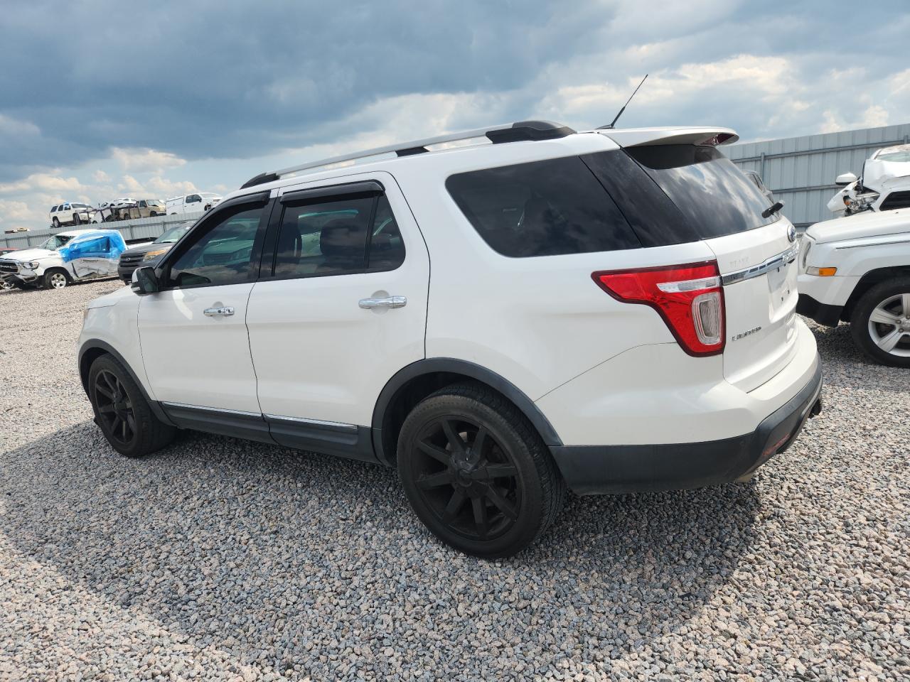 1FM5K7F80EGA06459 · 2014 FORD EXPLORER · 2/13