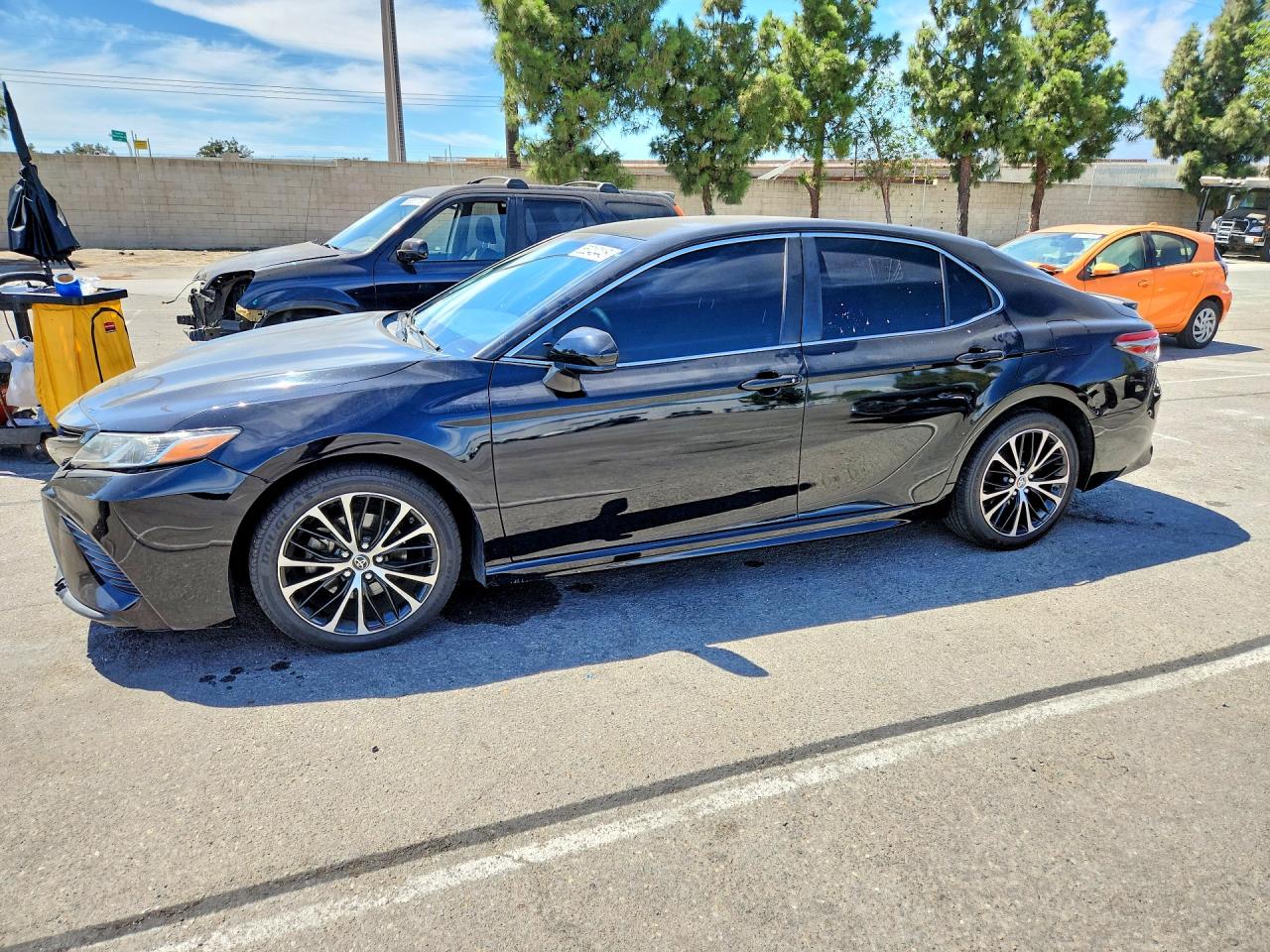 JTNB11HK5J3069859 · 2018 TOYOTA CAMRY