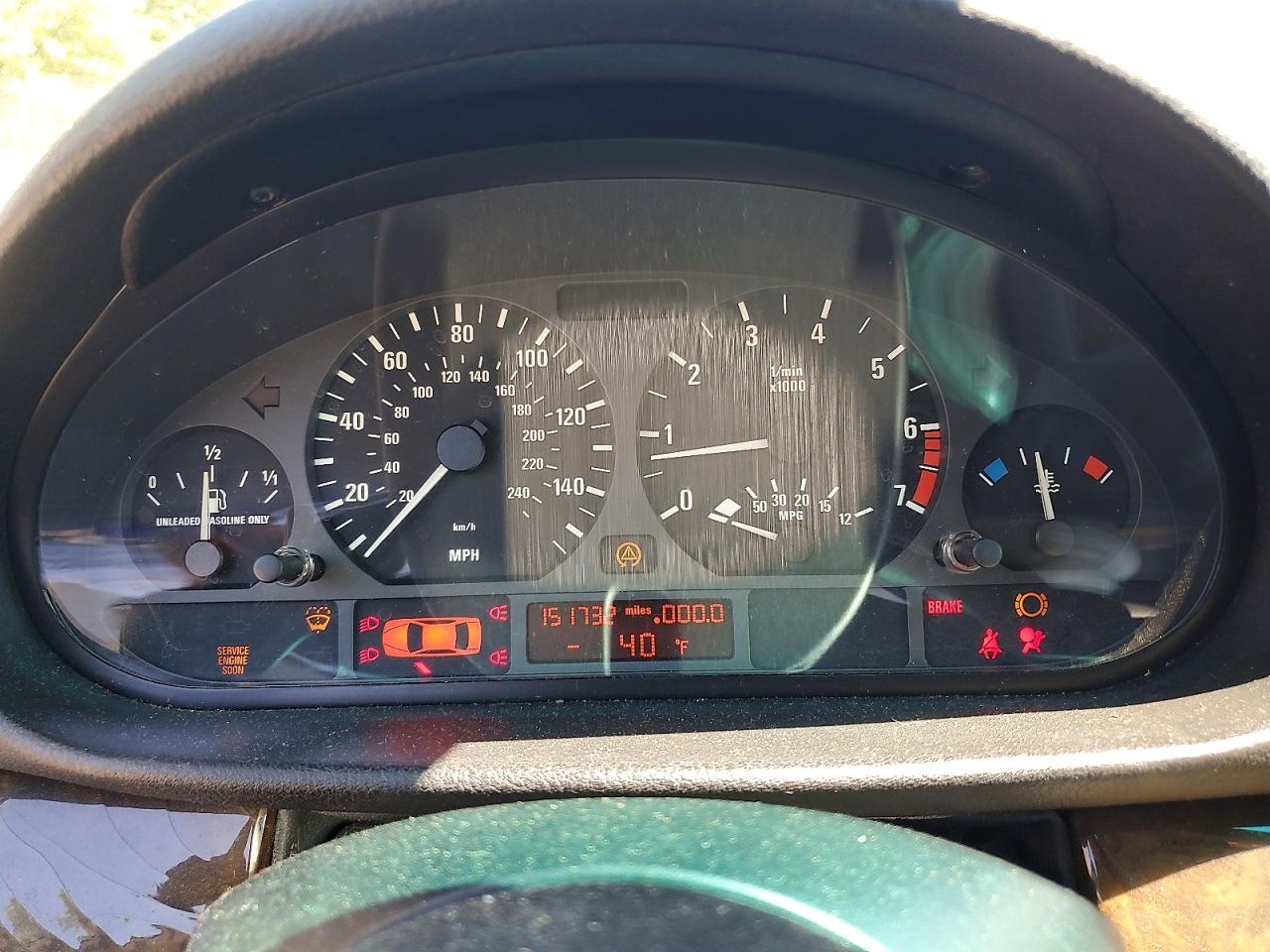 WBABM3340YJN80981 · 2000 BMW 323 · 9/12