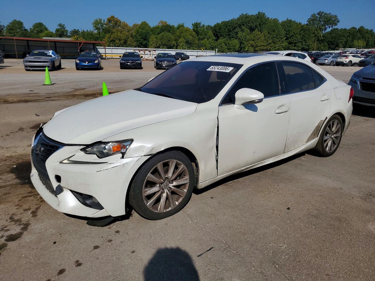 JTHBF1D25F5080947 · 2015 LEXUS IS