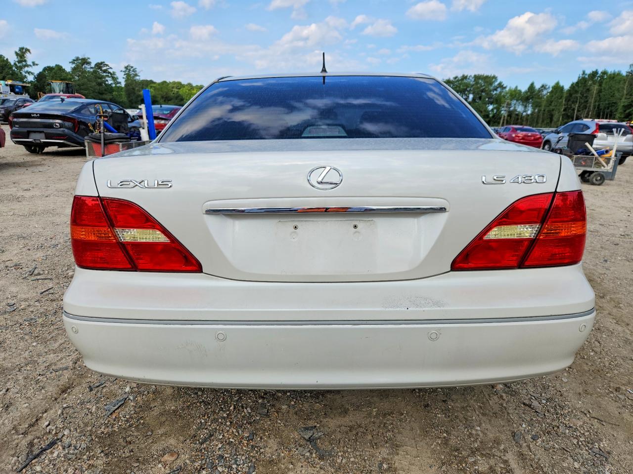 JTHBN30F730099581 · 2003 LEXUS LS · 6/12