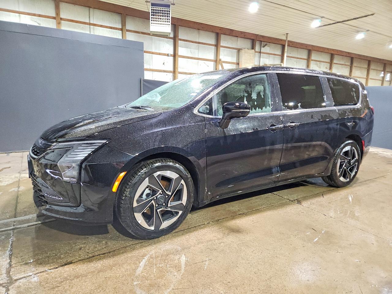 2C4RC1GG4VR557126 · 2027 CHRYSLER PACIFICA