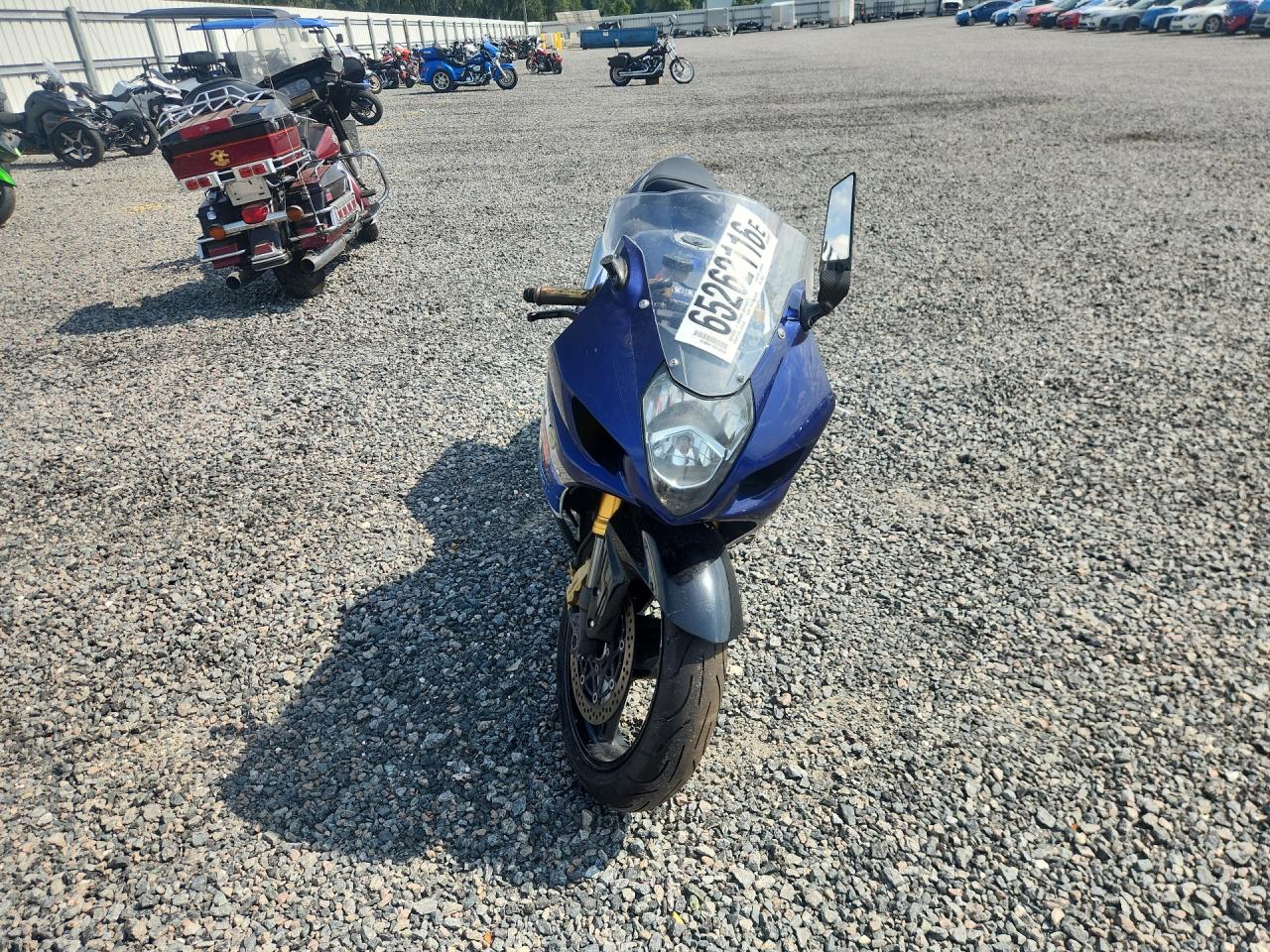 JS1GT75A642105887 · 2004 SUZUKI GSX-R1000 · 2/9