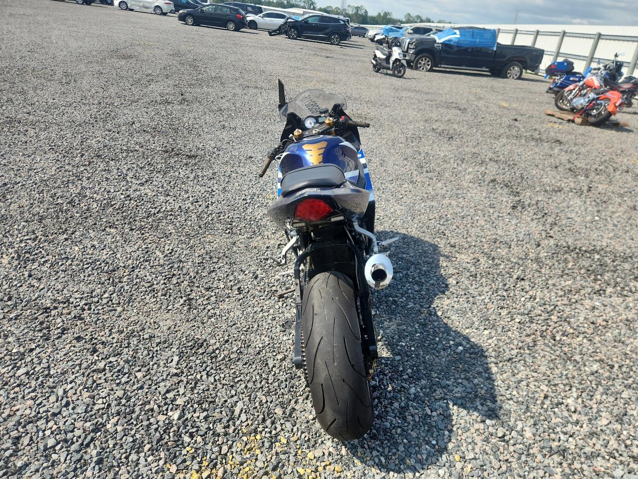 JS1GT75A642105887 · 2004 SUZUKI GSX-R1000 · 4/9