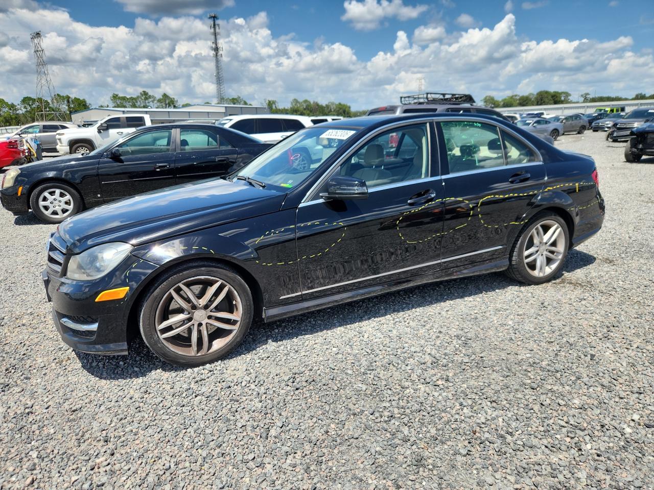 WDDGF8AB4ER321284 · 2014 MERCEDES-BENZ C