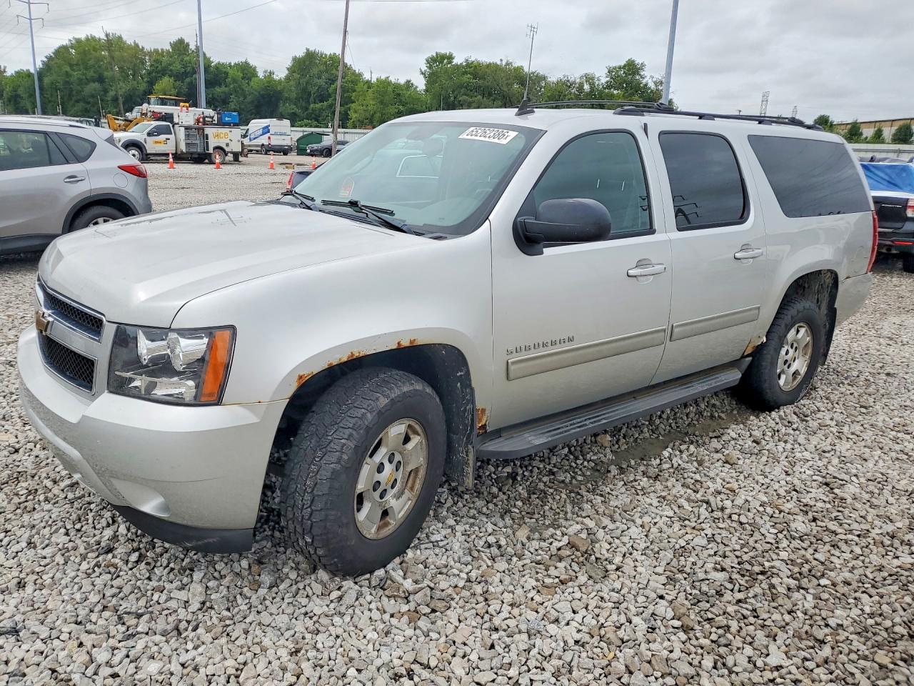 1GNSKHE35BR367101 · 2011 CHEVROLET SUBURBAN