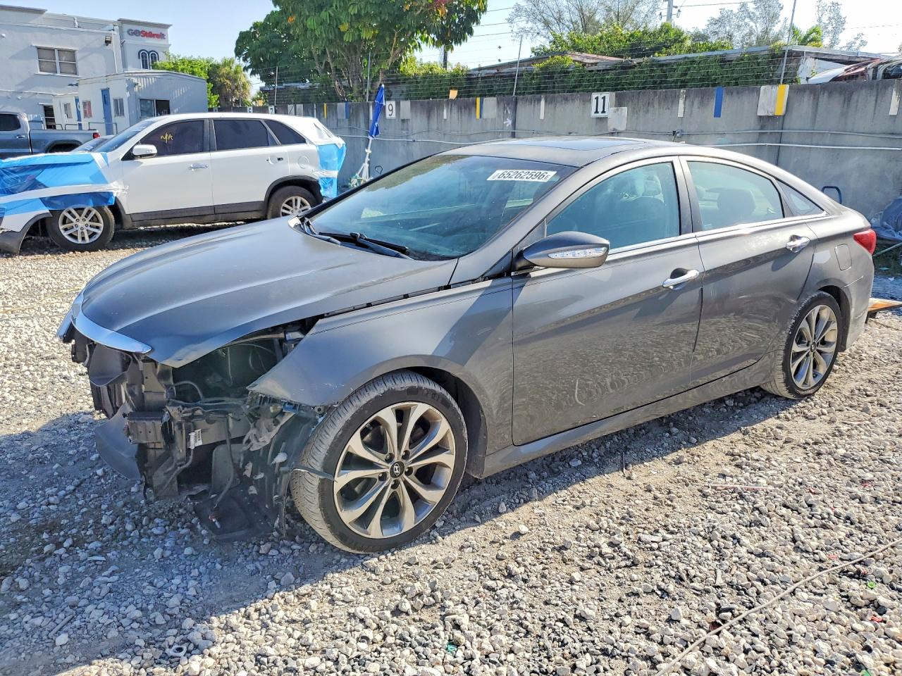 5NPEC4AB2EH872825 · 2014 HYUNDAI SONATA