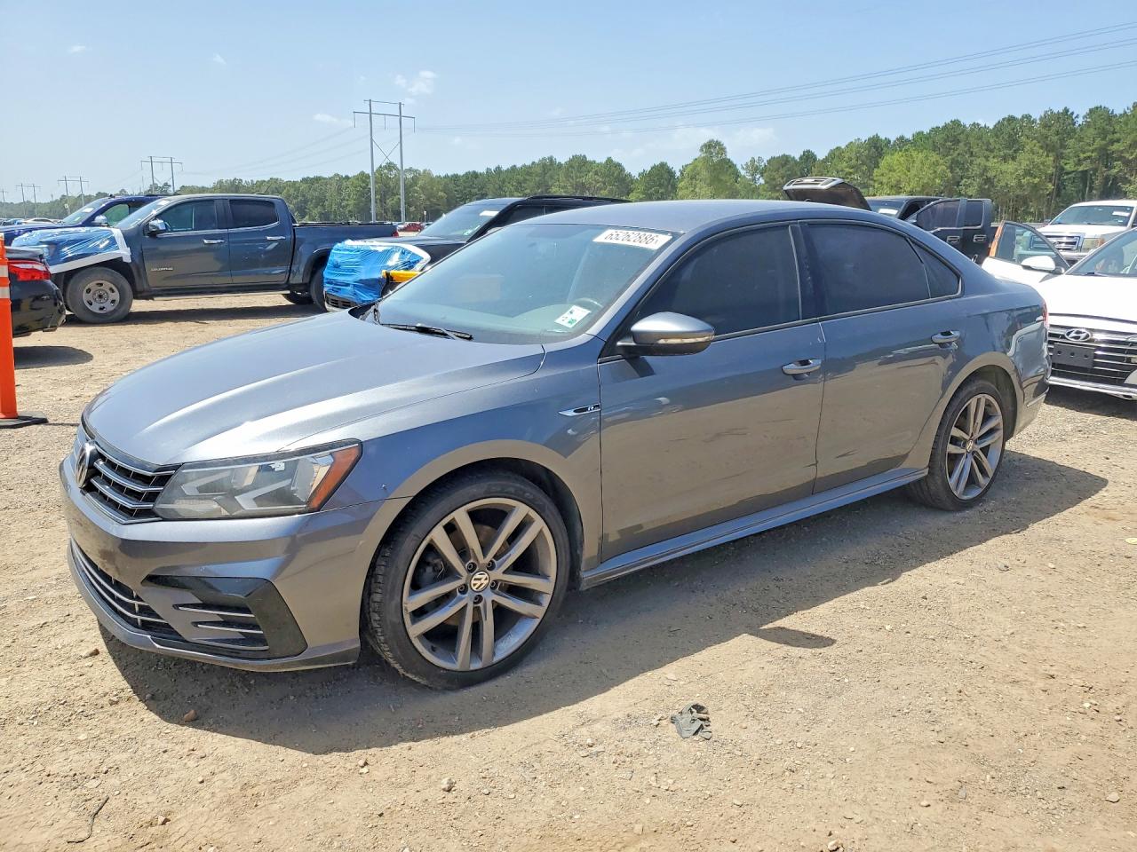 2018 VOLKSWAGEN PASSAT
