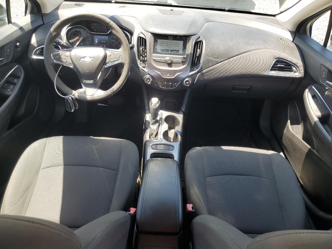 3G1BE6SM5HS584793 · 2017 CHEVROLET CRUZE · 8/12