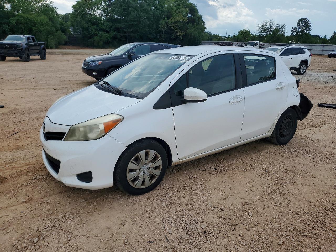 2013 TOYOTA YARIS