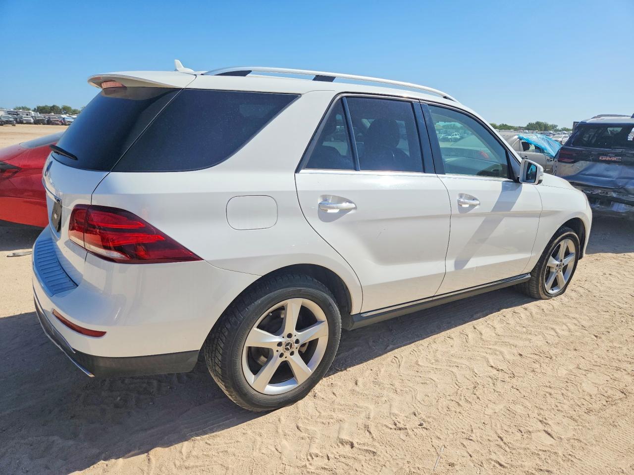 4JGDA5JBXHA956602 · 2017 MERCEDES-BENZ GLE · 3/12