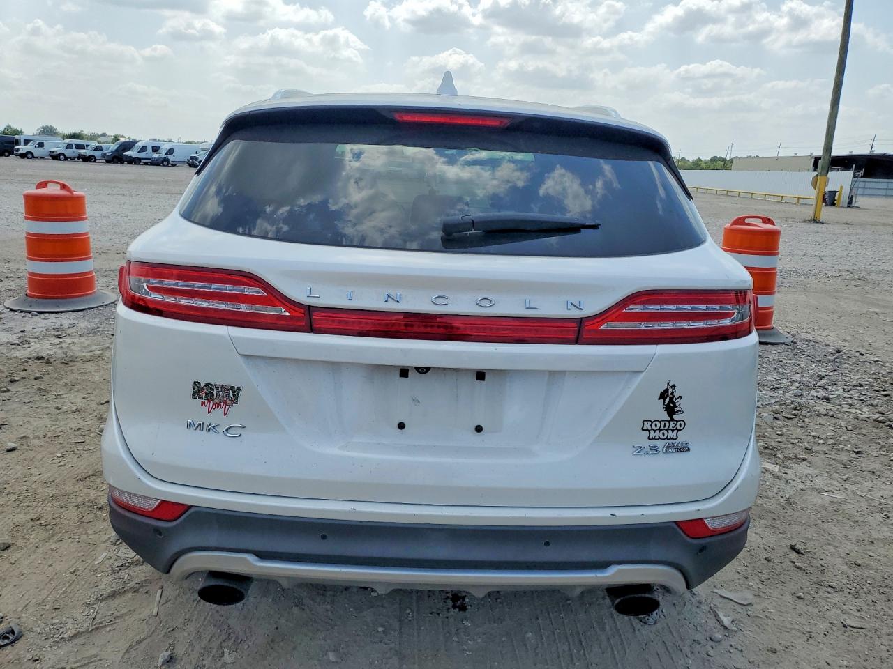 5LMTJ2AH8FUJ03848 · 2015 LINCOLN MKC · 6/12