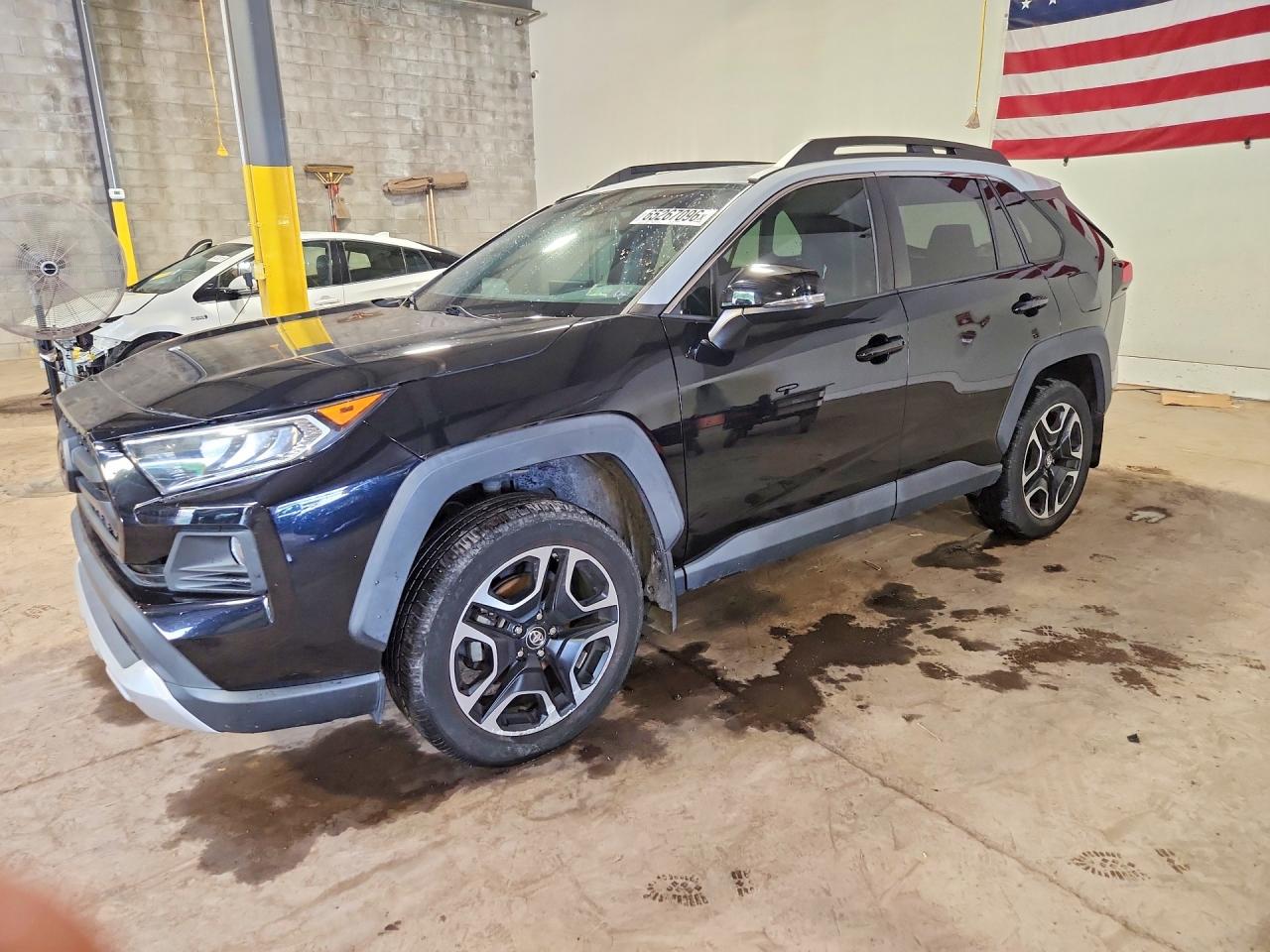 2T3J1RFV6KW049839 · 2019 TOYOTA RAV4
