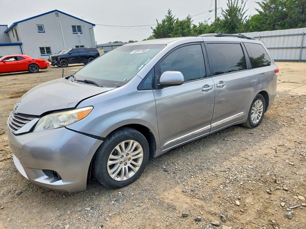 5TDYK3DC0DS343333 · 2013 TOYOTA SIENNA