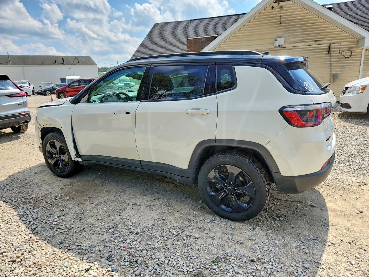 3C4NJDBB0KT622998 · 2019 JEEP COMPASS · 2/14