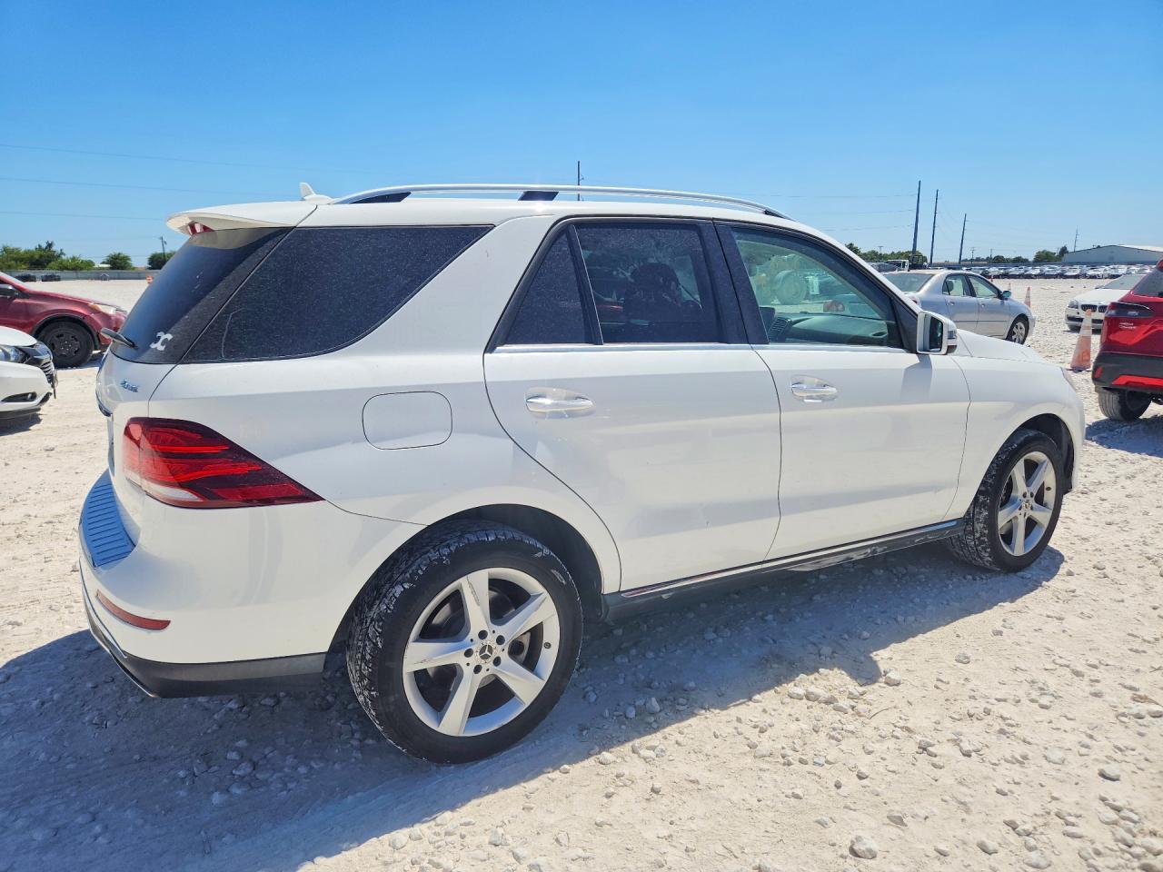 4JGDA5GB9KB215432 · 2019 MERCEDES-BENZ GLE · 3/12