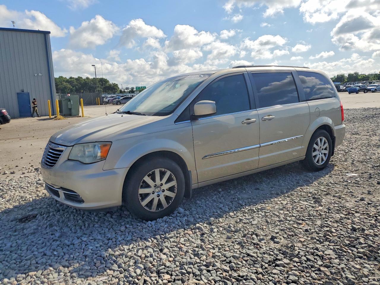 2C4RC1BGXCR383177 · 2012 CHRYSLER TOWN & COUNTRY