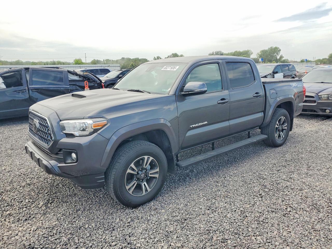 3TMCZ5AN8KM208489 · 2019 TOYOTA TACOMA