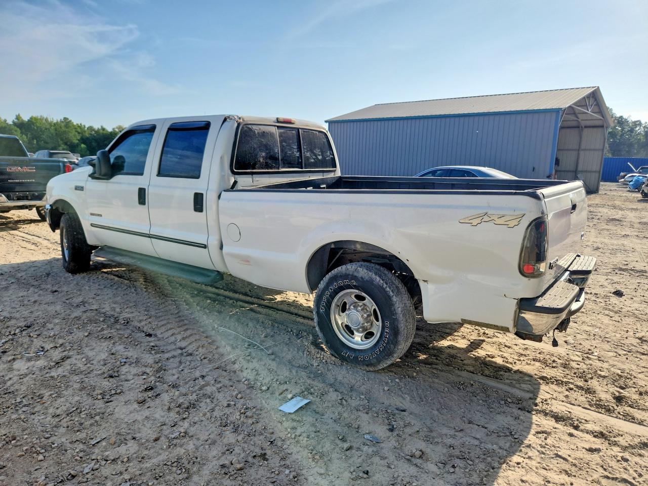 1FTNW21F4YEE52325 · 2000 FORD F250 · 2/13