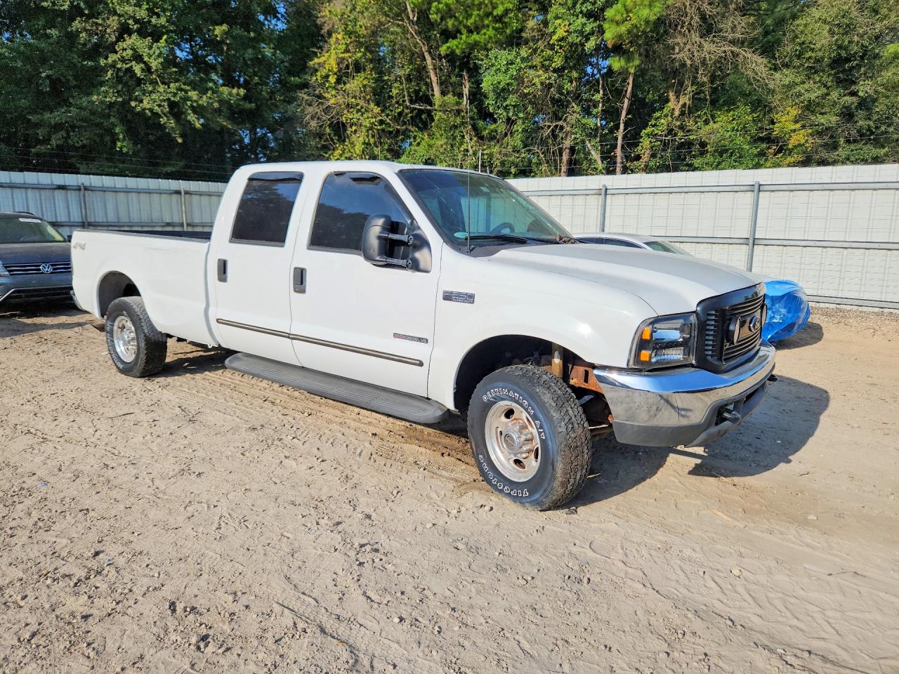 1FTNW21F4YEE52325 · 2000 FORD F250 · 4/13
