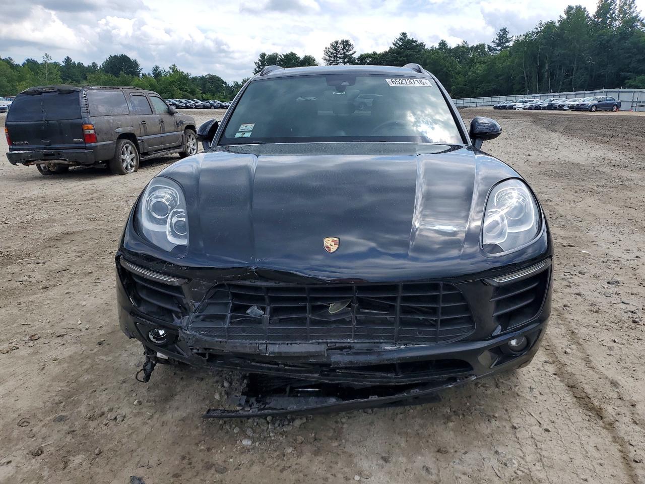 WP1AB2A50JLB34123 · 2018 PORSCHE MACAN · 5/13