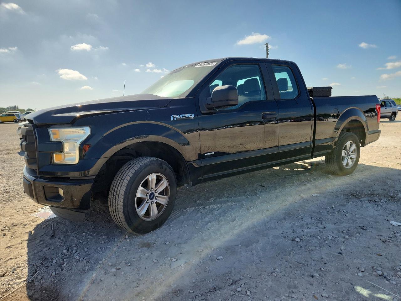 1FTEX1CP4GFC27036 · 2016 FORD F150