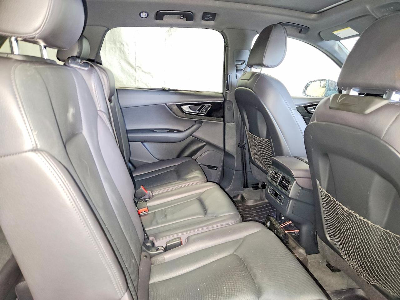 WA1LAAF71HD050909 · 2017 AUDI Q7 · 11/13
