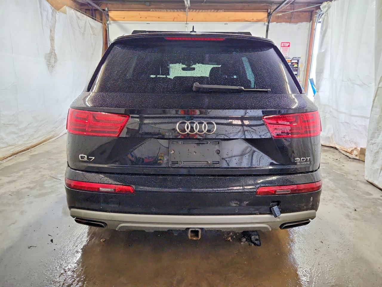 WA1LAAF71HD050909 · 2017 AUDI Q7 · 6/13