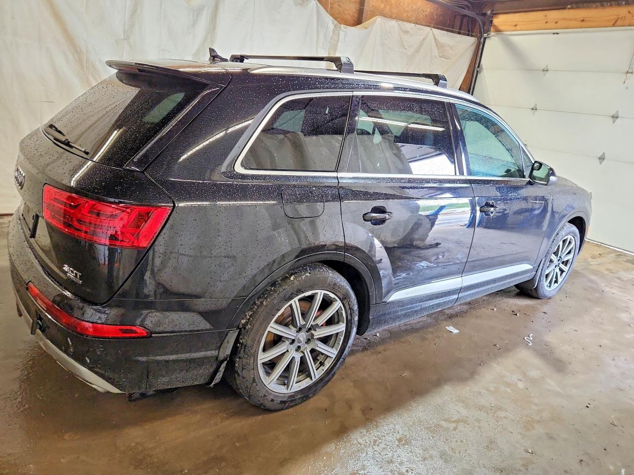 WA1LAAF71HD050909 · 2017 AUDI Q7 · 3/13