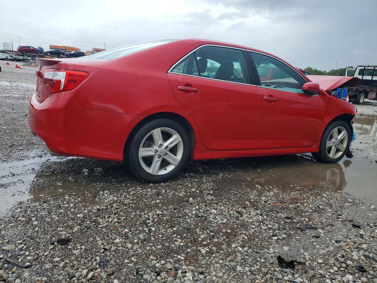 4T1BF1FK7DU662321 · 2013 TOYOTA CAMRY · 3/12