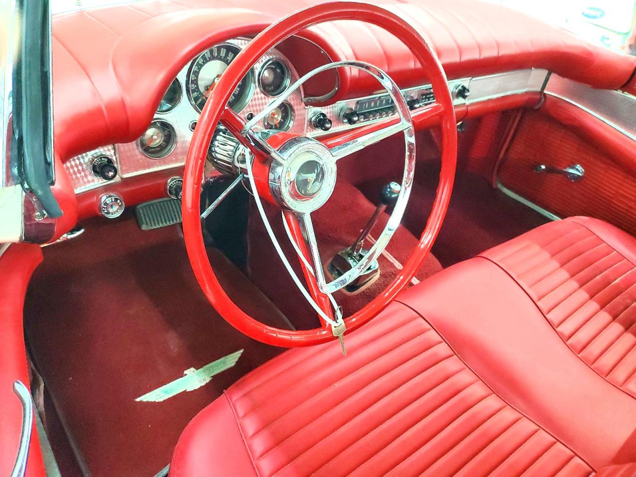 D7FH394065 · 1957 FORD THUNDERBIRD · 8/12