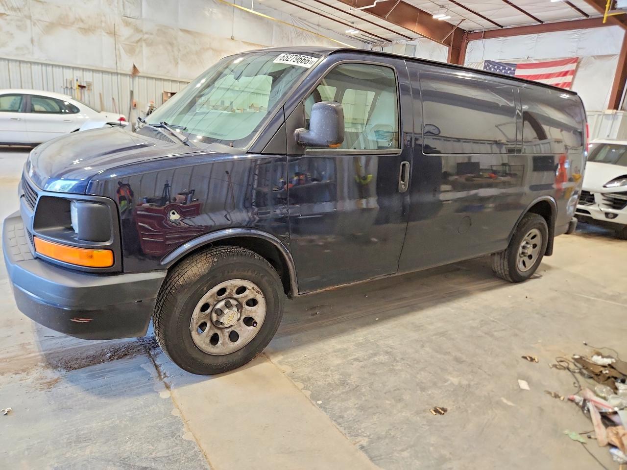 1GCSGAF45B1172316 · 2011 CHEVROLET EXPRESS G1500