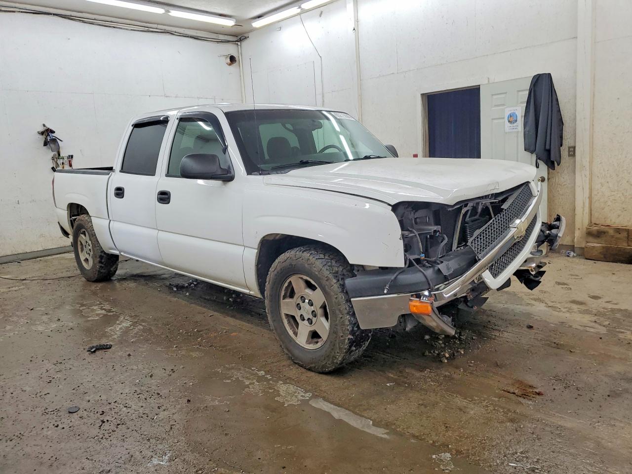 2GCEC13T251382391 · 2005 CHEVROLET SILVERADO · 4/13