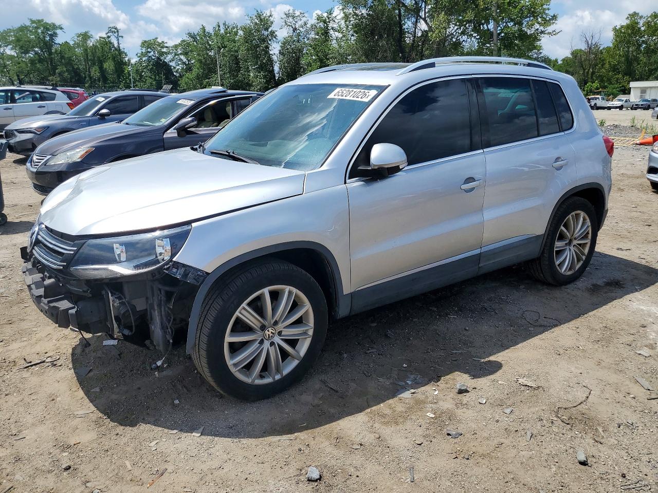 WVGBV7AX4DW546913 · 2013 VOLKSWAGEN TIGUAN