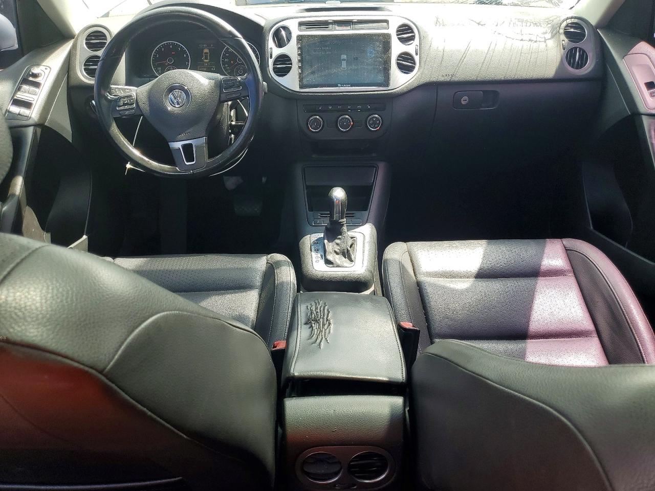 WVGBV7AX4DW546913 · 2013 VOLKSWAGEN TIGUAN · 8/14
