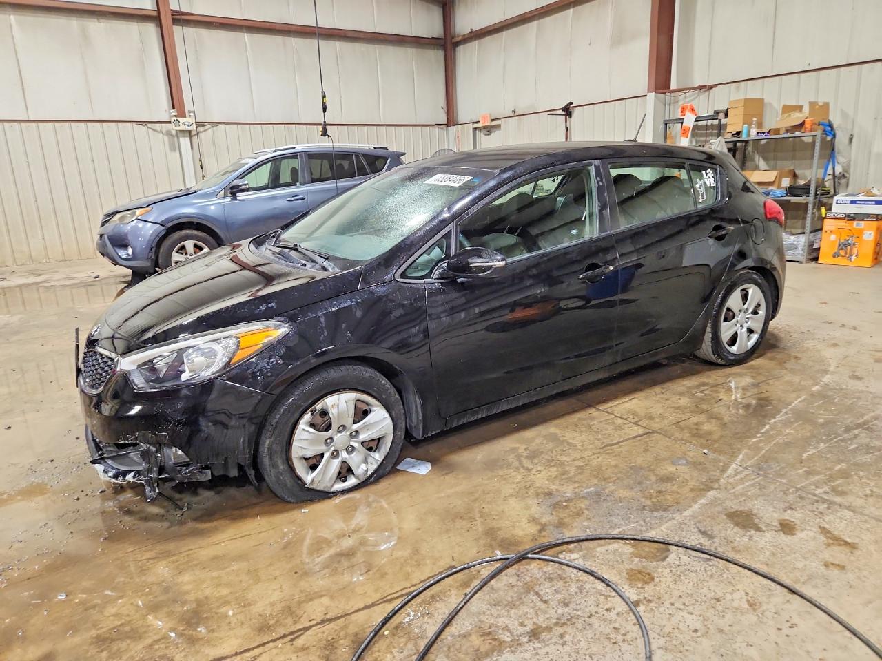 2016 KIA FORTE5