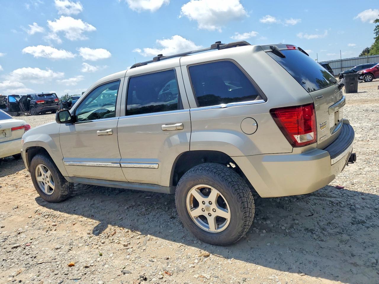 1J8HS58M47C677121 · 2007 JEEP GRAND CHEROKEE · 2/13